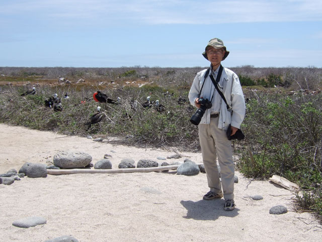 �O���J���h���̃R���j�[�ɓ��荞�񂾃z���T�s�G���X