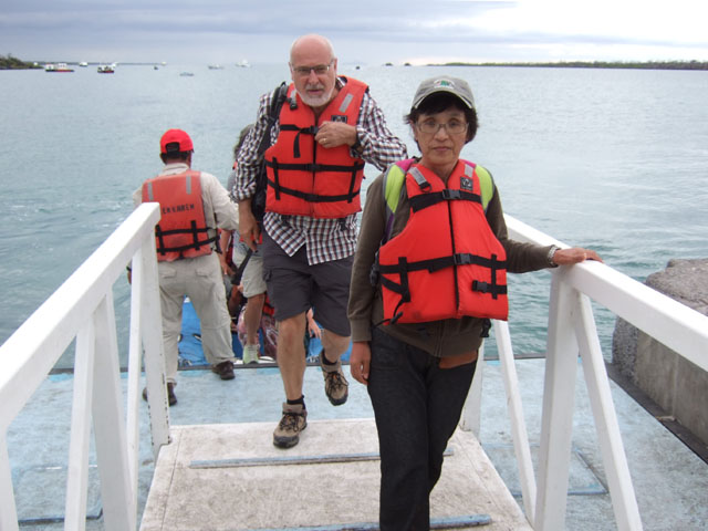 サンタ・フェ島ツアー, Tour of the Santa-Fe Island
