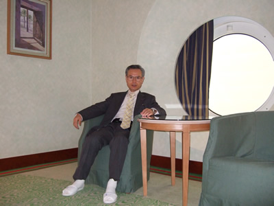 �h�o�C�C���^�[�i�V���i���z�e���̕���